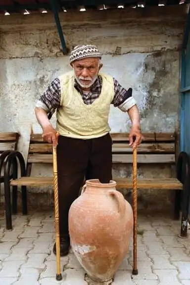 Ermenek ilkbahar doğası – yeşeren yamaçlar ve renkli çiçekler