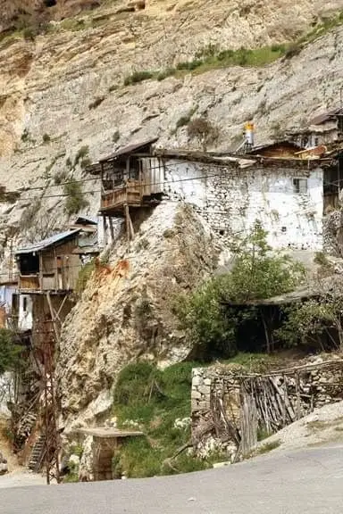 Ermenek Toros Dağları derinlikleri – kayalık kanyonlar ve yeşillik