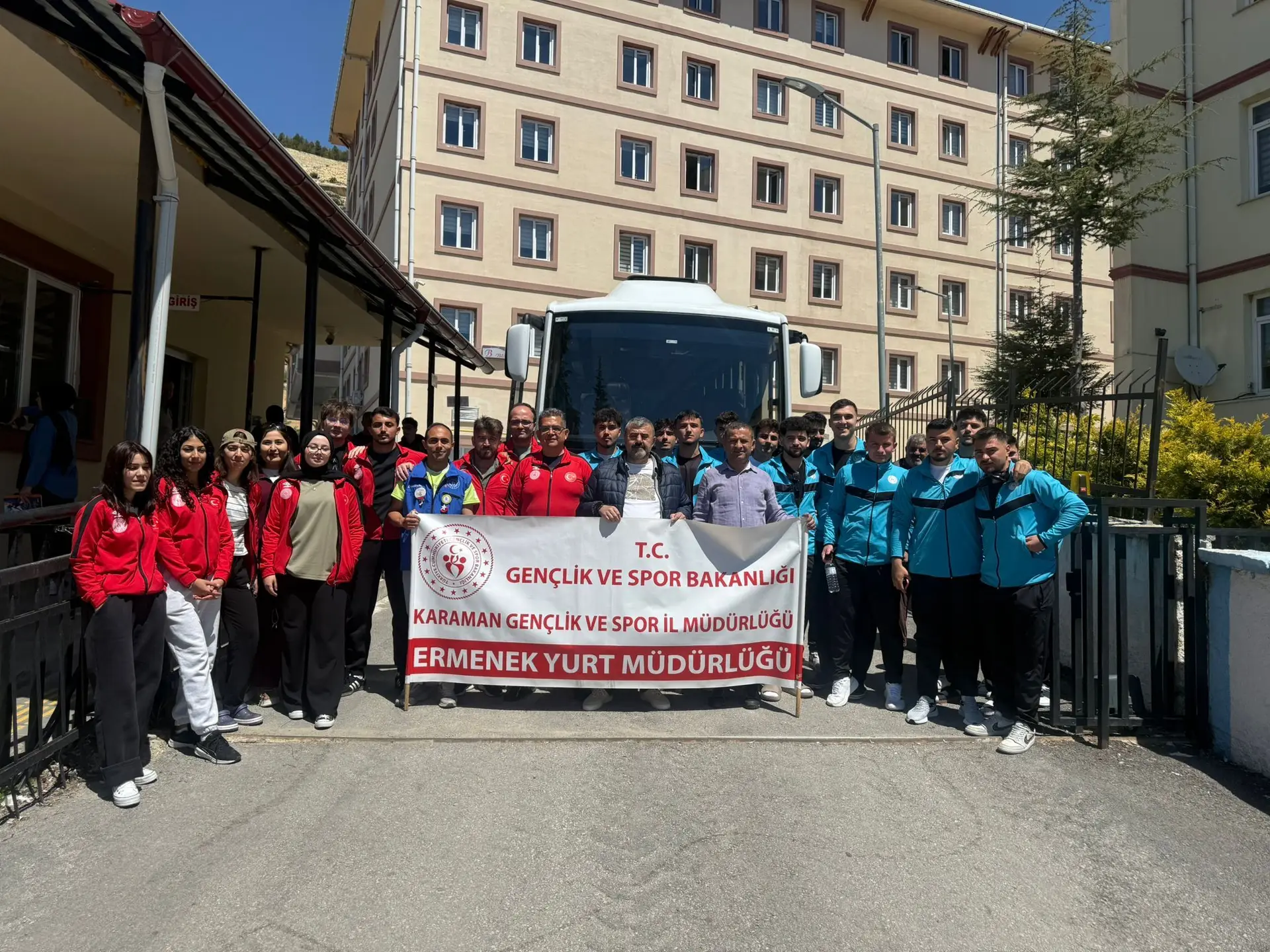 Ermenek Yurdu Sporcuları Bölge Finali İçin Yola Çıktı