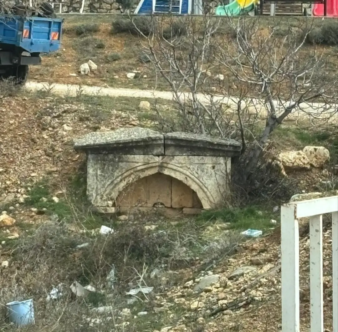 Kuru Çeşme Yaramı Deşme: Ermenek'in Tescilli Tarihi Yapısı Sahipsiz