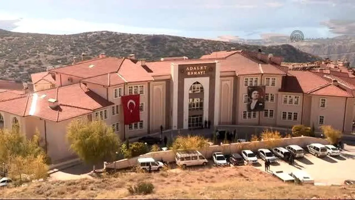 Ermenek Adalet Sarayı binası — Ermenek ve Karaman adliyelerine Adalet Bakanlığı tarafından personel alımı