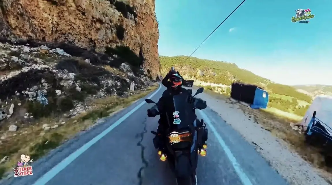 Motosiklet Tutkunu Gezgin Çift Torosların Saklı Cenneti Ermenek'te