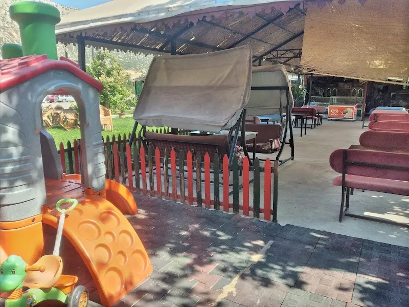 Barana Kafe & Restaurant