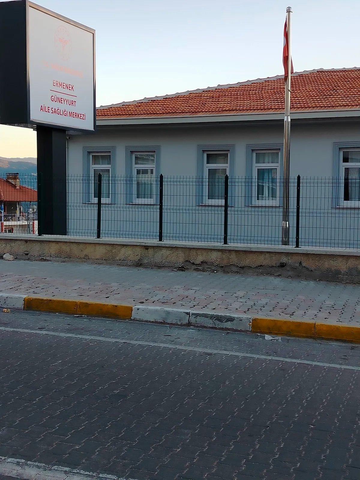 Guneyyurt Aile Sagligi Merkezi