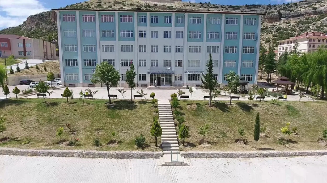 Karamanoğlu Mehmet Bey Üniversitesi Ermenek Meslek Yüksek Okulu
