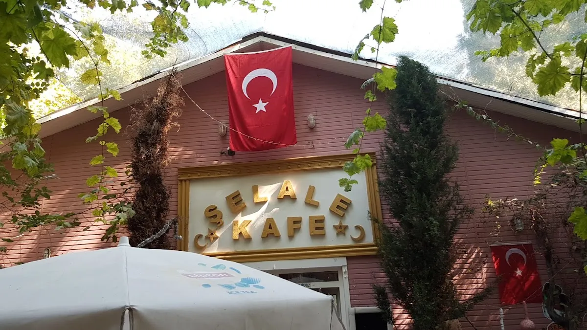 Şelale Kafe Restaurant Ve Nargile Salonu