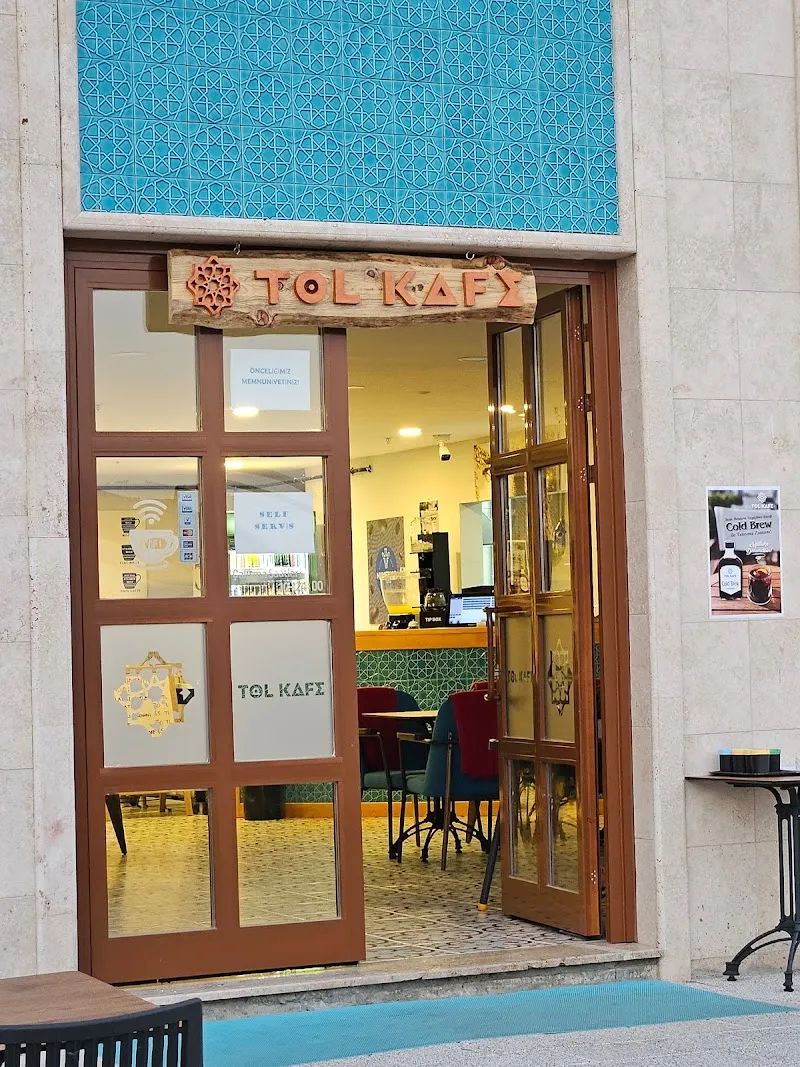 TOLKAFE