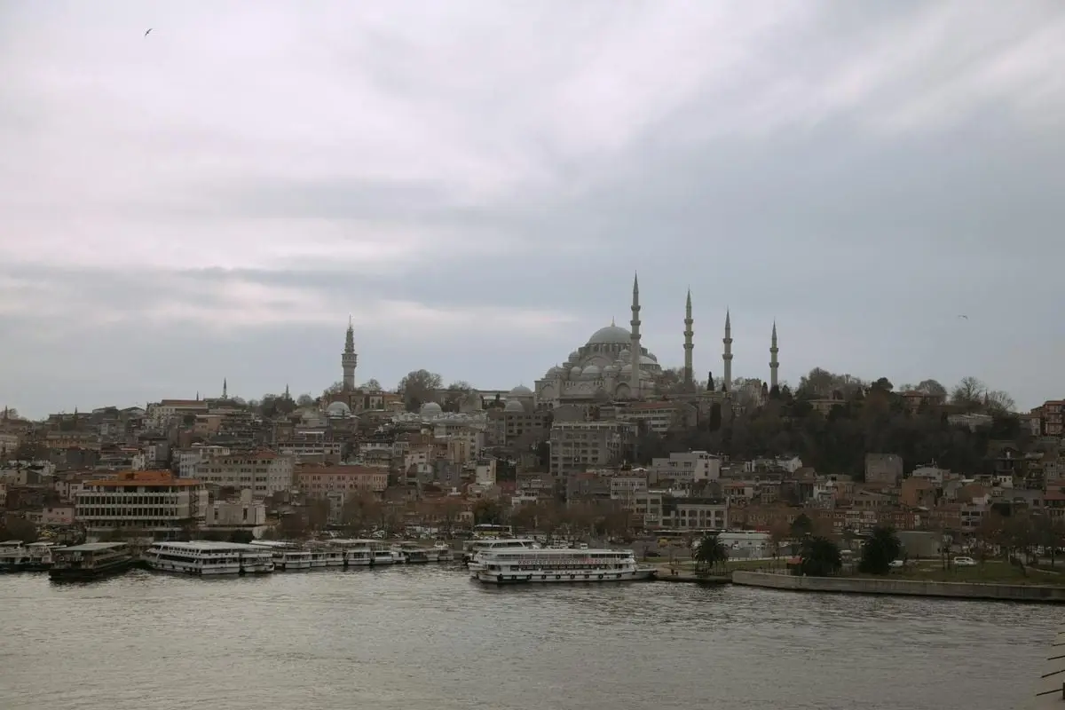 Scenic view of the Süleymaniye Mosque with the Istanbul skyline and riverfront in Turkey.