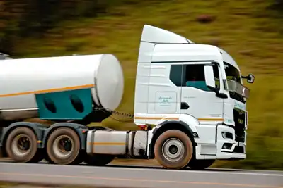 Düğün konvoyunda zincirleme trafik kazası