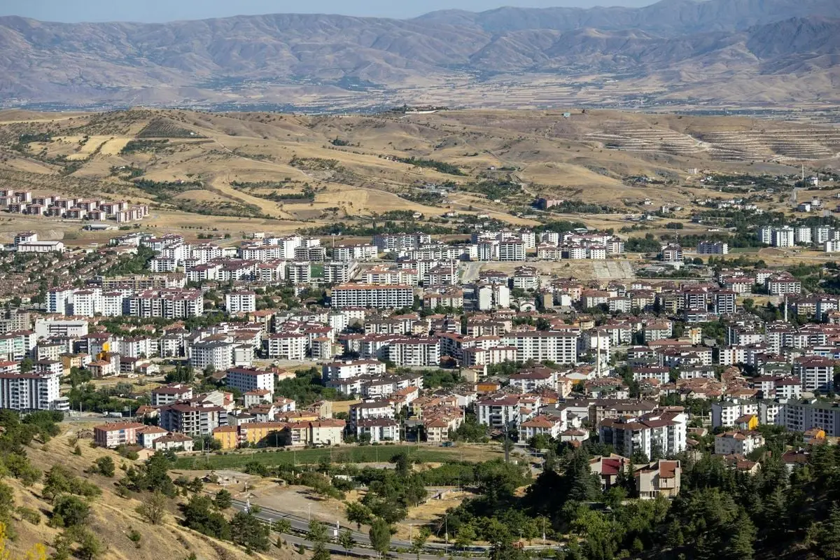 A stunning aerial view of Elâzığ city with surrounding hills in Türkiye.