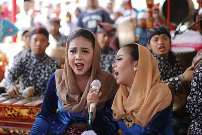 İmam Olmayınca Bayram Namazını Kılamadılar