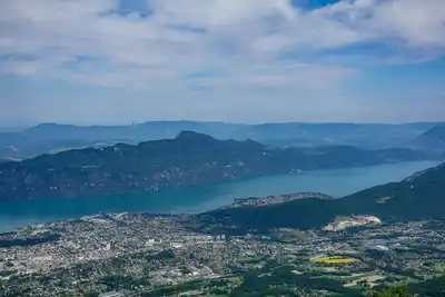 Kiraladıkları Araç İle Kaza Yaptılar