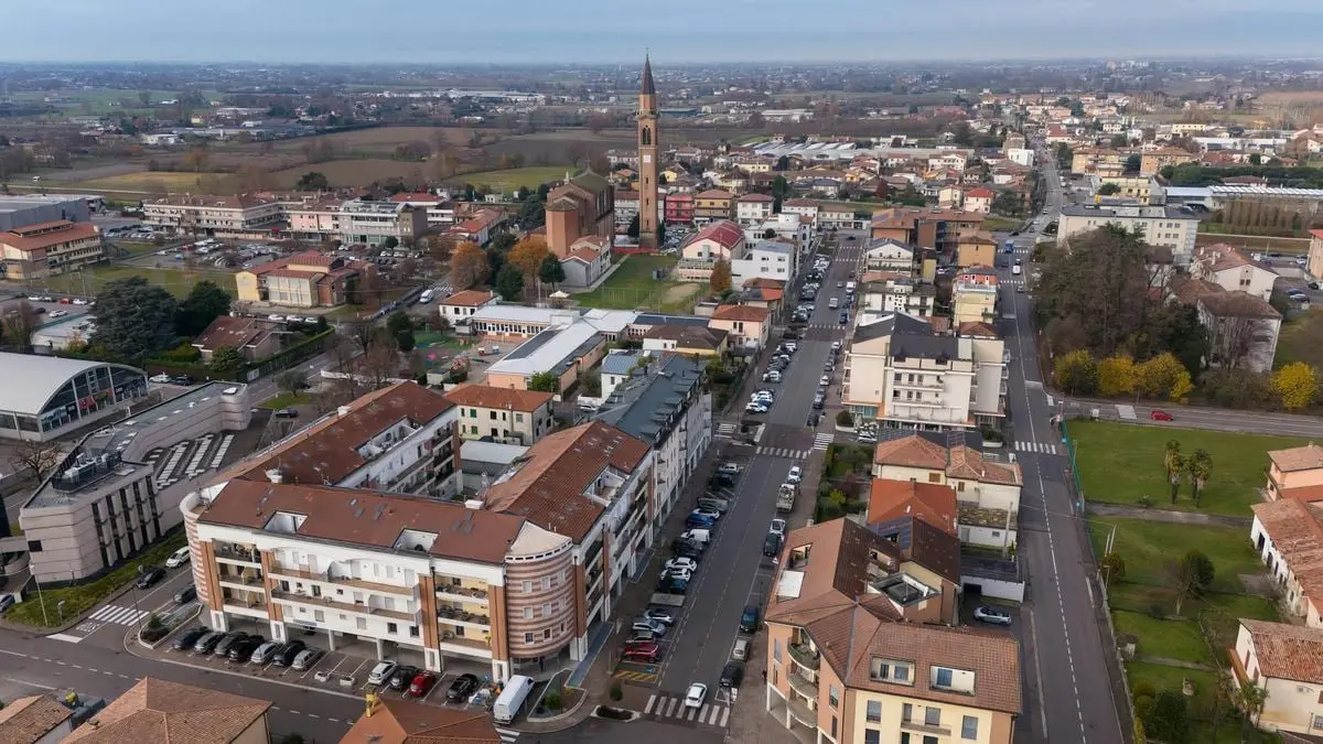 Aerial view of Campodarsego, Veneto showcasing the town and its iconic bell tower.