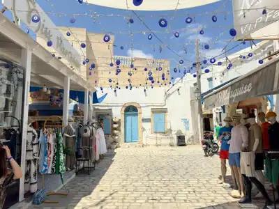 Pazar Yerindeki Dükkanı  850.000 TL 'ye Güneş Avcıoğlu Aldı