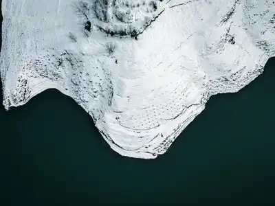 Taşelinin Erguvanları ve Karamanlılar