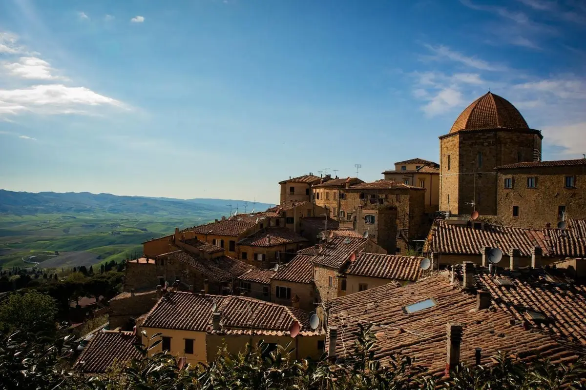Explore the historic charm of Volterra, a picturesque hilltop town in Tuscany, Italy.