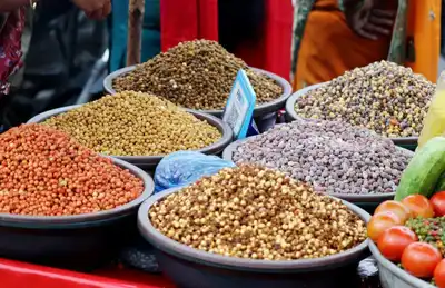 Zeyve Pazarı yaza hazırlanıyor