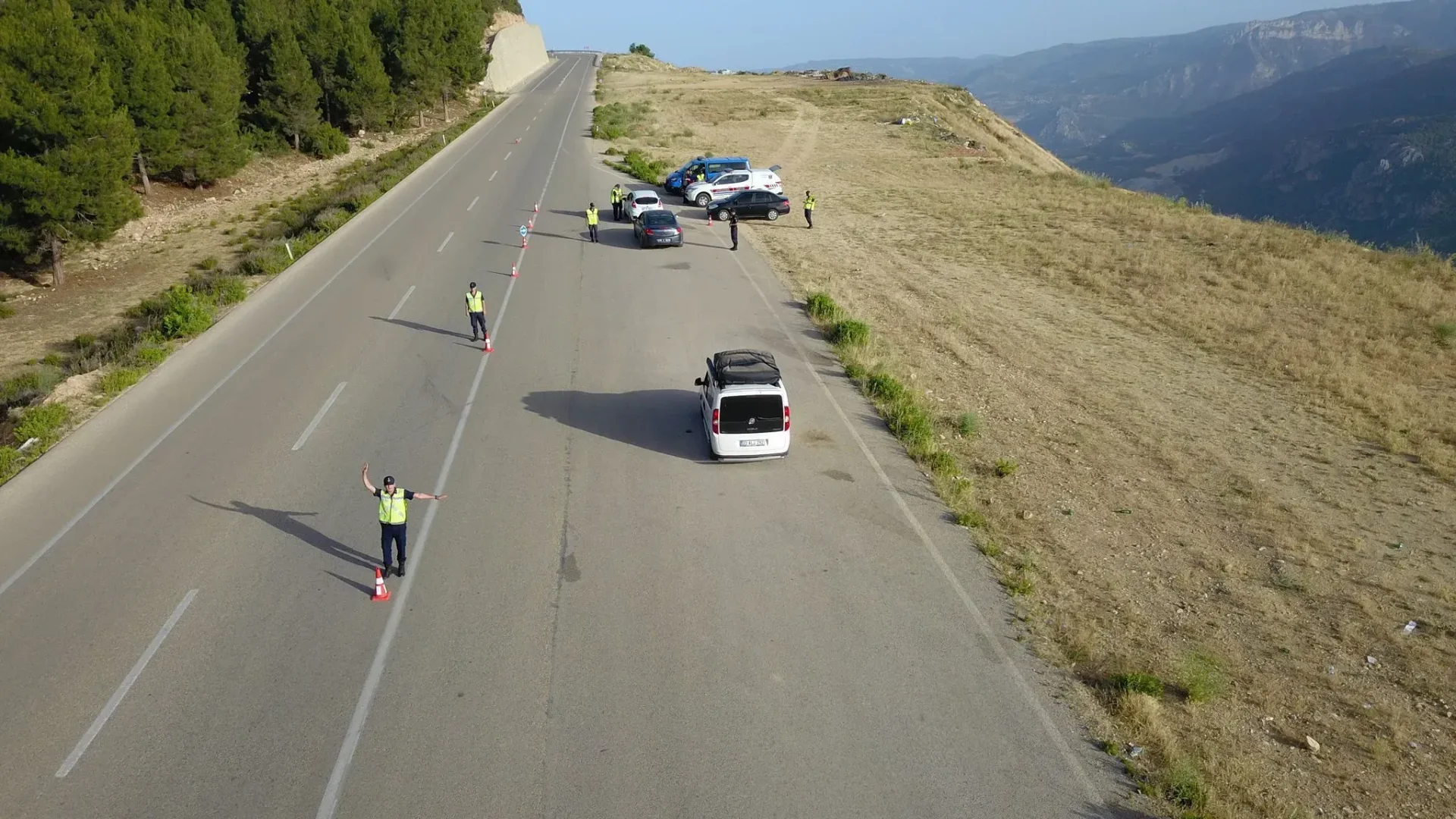 Ermenek'te Jandarmadan Bayram Öncesi Dronlu Denetim