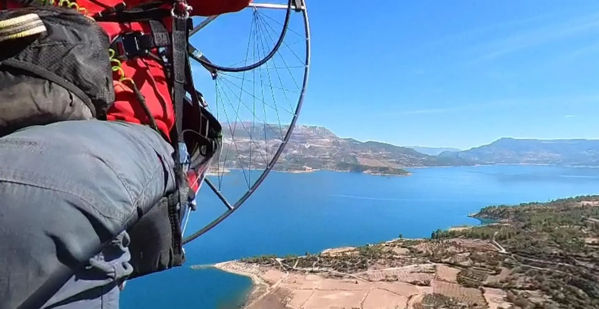 Paramotordan Turkuaz Gölü ve Nadire Kanyonu