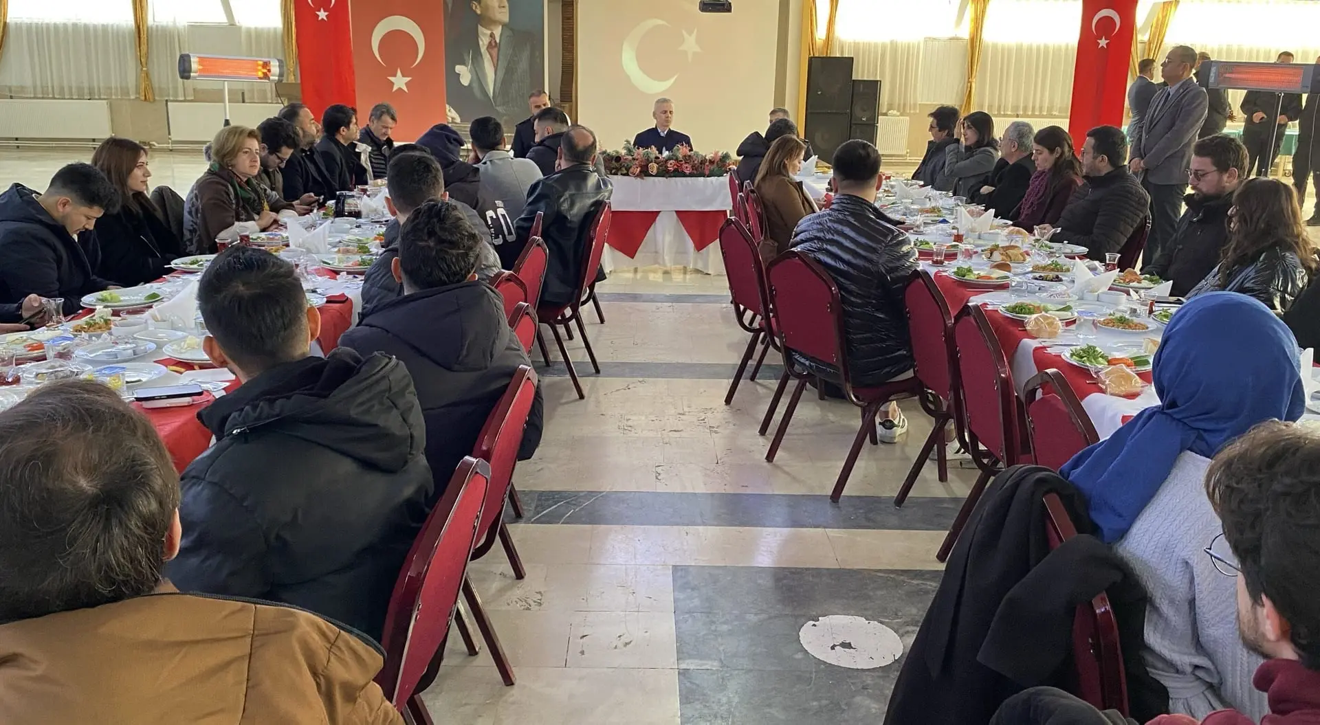 Karaman Valisi Mehmet Fatih Çiçekli'den basına kahvaltılı toplantı