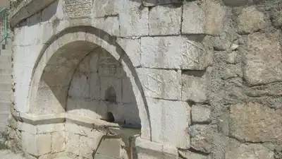 Ermenek Taşbaşı Mahallesi tarihi aile mezarlığı - Karamanoğulları dönemi