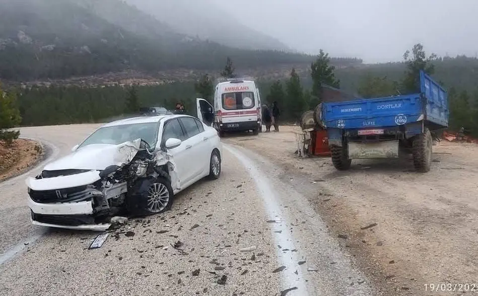 Ermenek'te Trafik Kazası: 3 Yaralı