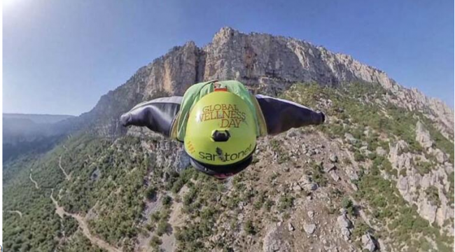 Ermenek'te wingsuit ve yamaç paraşütü heyecanı