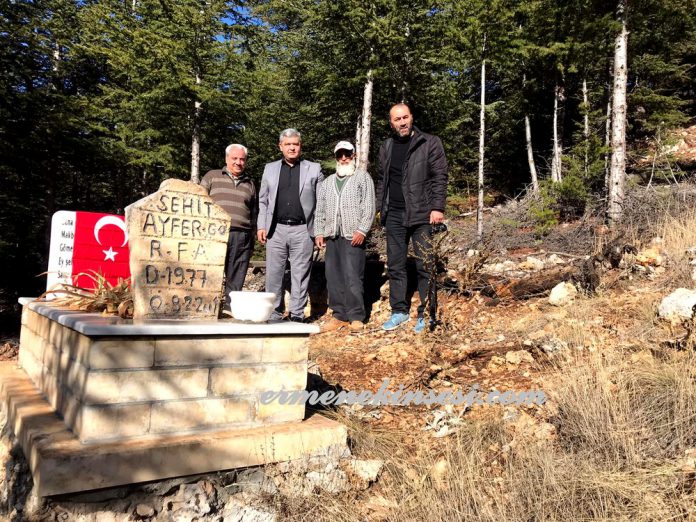 Başkan Zorlu Şehit Pilot'un Mezarını Ziyaret Etti.