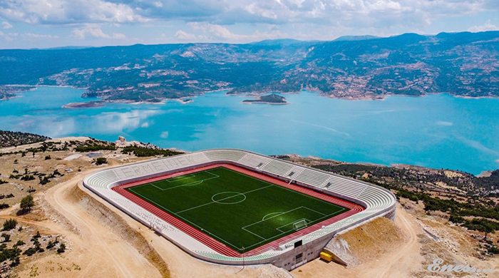 Ermenek Şehir Stadı maçların oynanabileceği günü bekliyor!