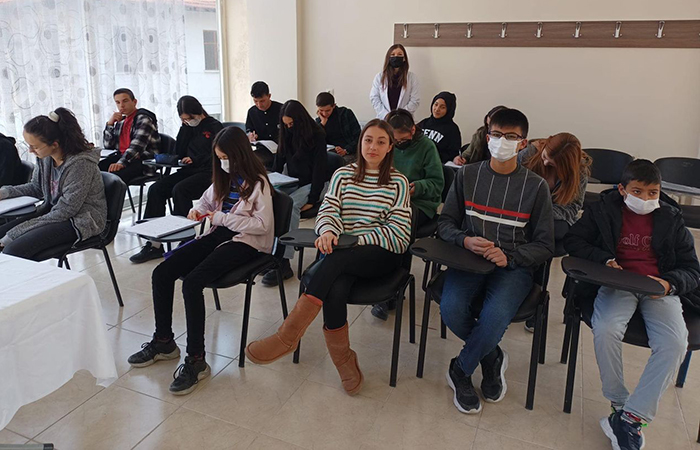 Ermenek Belediyesi 'Kişisel Gelişim ve Kariyer Merkezi'ni açtı.