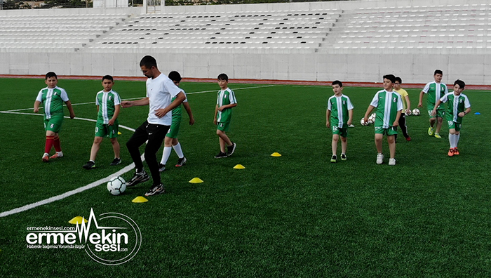 Ermenek Gençlik Spor Futbol Okulu gençlerimize spor sevgisi aşılıyor