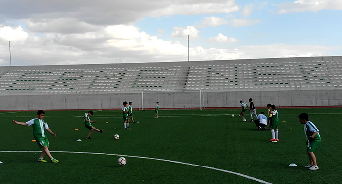 Ermenek Gençlik Spor Futbol Okulu gençlerimize spor sevgisi aşılıyor