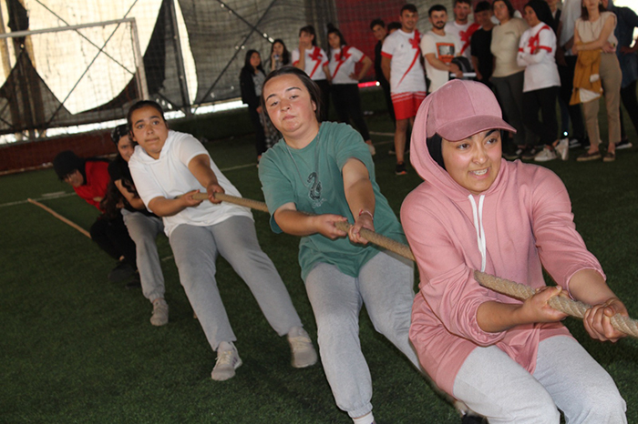 Ermenek'te Gençlik Haftası Halat Çekme Turnuvası düzenlendi