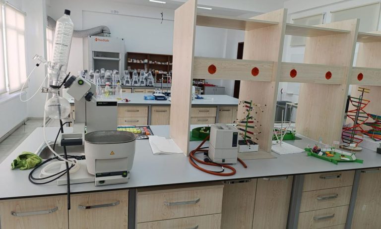 Karamanoğlu Mehmetbey Üniversitesi Ermenek Meslek Yüksekokulu’ndan “Çevresel Ölçüm ve İzleme Sistemleri Teknikerliği” Programı ile Bir İlk!
